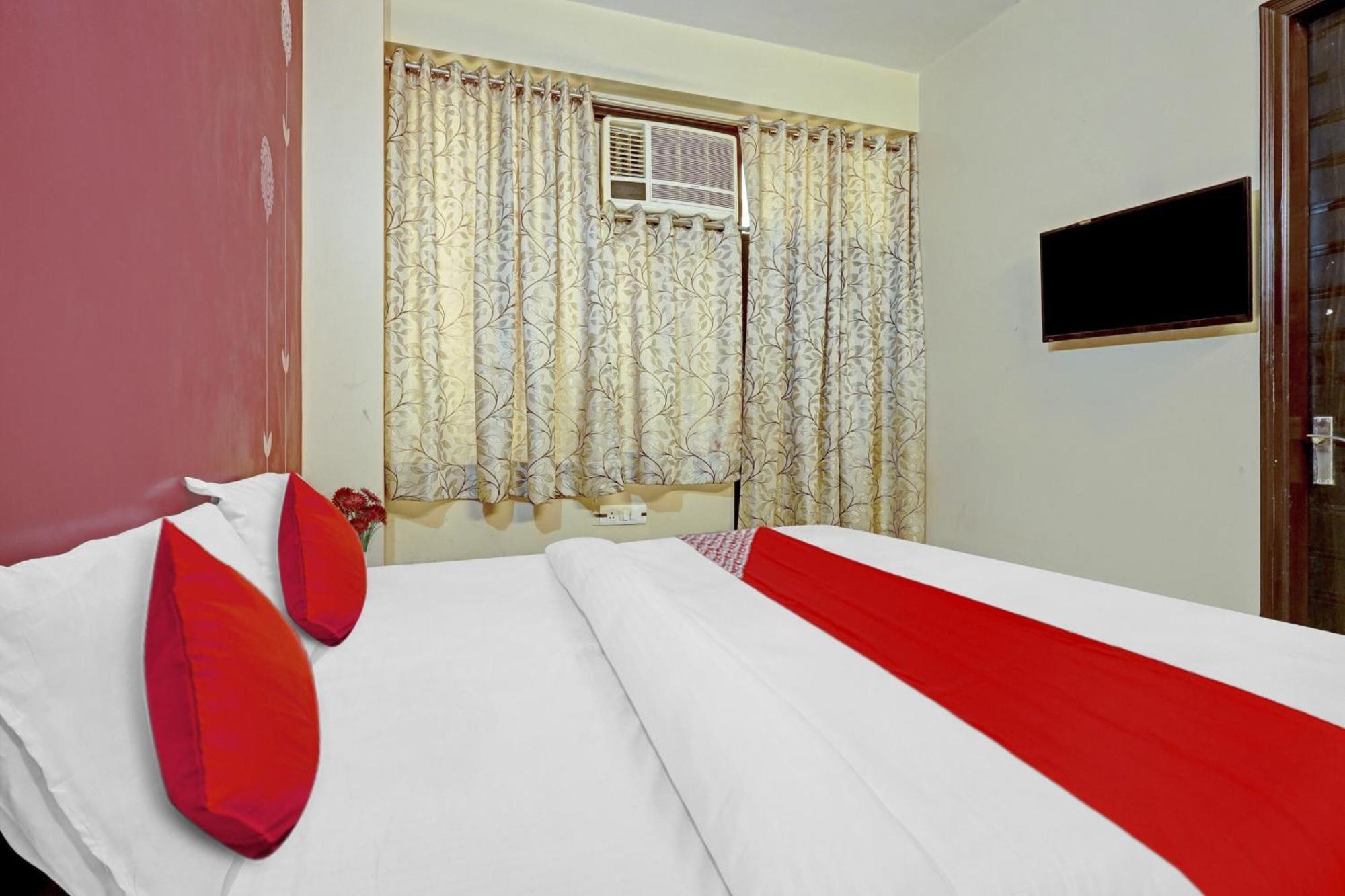 Hotel O A.K Palace นิวเดลี ภายนอก รูปภาพ